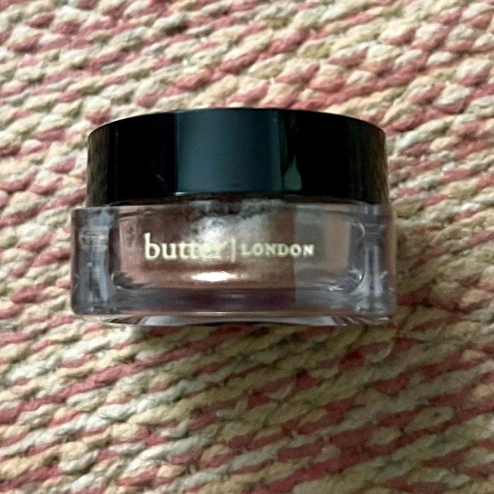 NWT Eyeshadows - Clinique, Elizabeth Arden, Naked, NYX, Lancôme, Butter London…